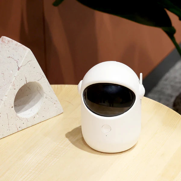 AlienBeam™ Interactive Cat Laser Toy